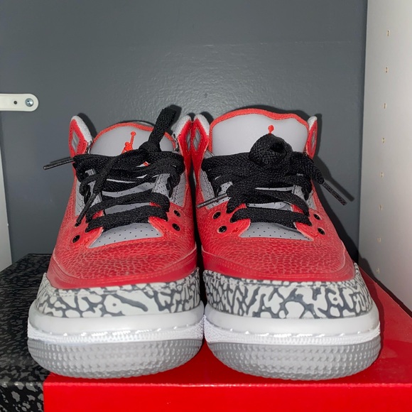 Jordan 3 SE Unite - Picture 3 of 6
